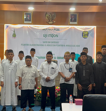 🏆 Penerimaan Penghargaan Santri